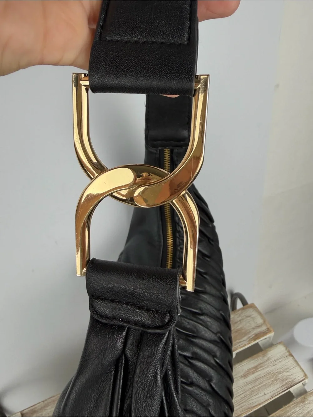 Jessica Simpson hobo-style bag pleated matelasse synthetic exterior chain linc